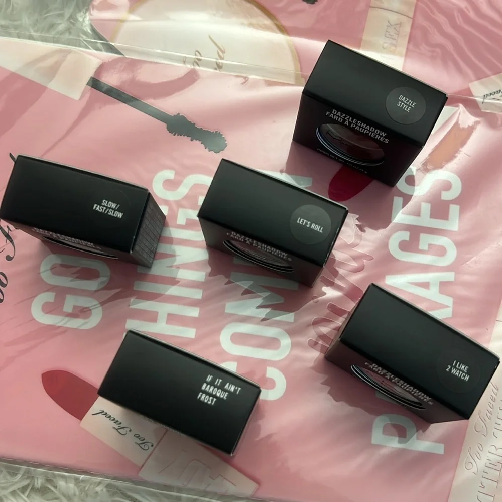 MAC Cosmetics DAZZLESHADOW Bundle NIB